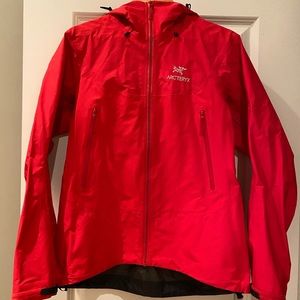 Arc’teryx Beta SL Hybrid Size Medium